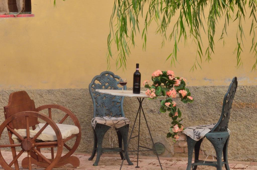 Fattoria Antonella San Gimignano Exterior foto